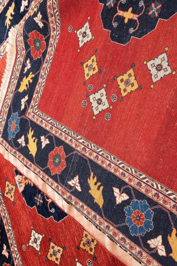 Persian Qashqai Shiraz Rug at Essie Carpets, Mayfair London