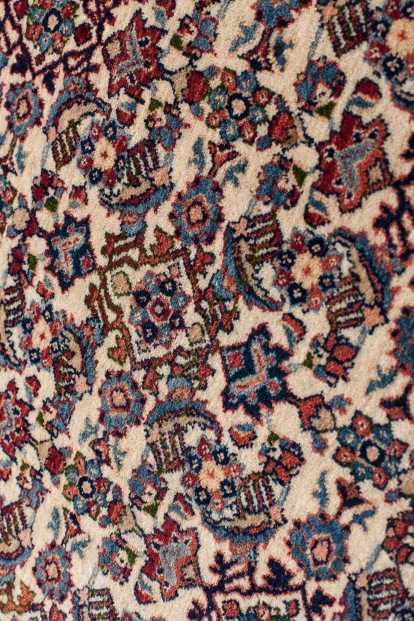 Very Fine Old Persian Esfahan Rug at Essie Carpets, Mayfair London