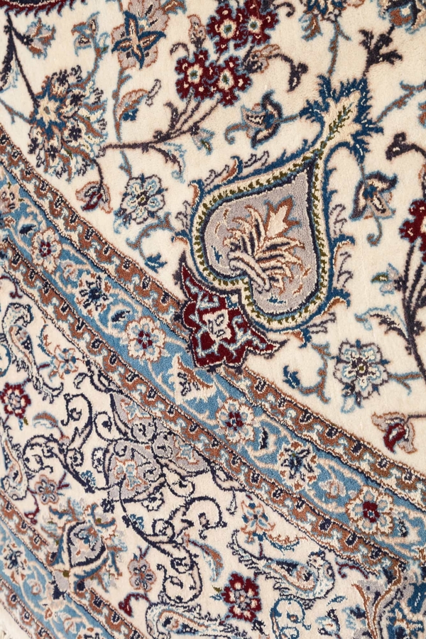 Very Fine Round Persian Nain Rug at Essie Carpets, Mayfair London