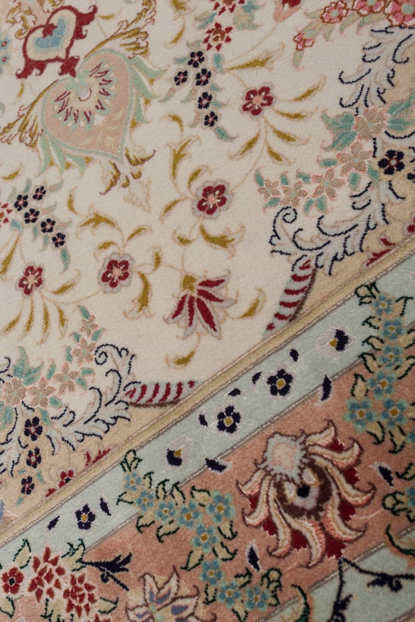 Fine Persian Tabriz Rug at Essie Carpets, Mayfair London
