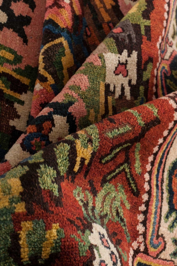 Gol Farangi Bakhtiari Rug at Essie Carpets, Mayfair London