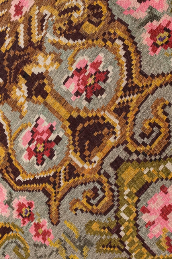 Kilim Gol Farangi Bess Arabian Kilim at Essie Carpets, Mayfair London