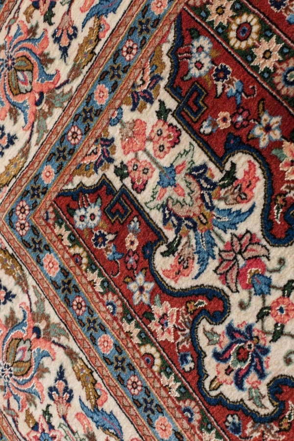 Fine Qum Ilam Rug at Essie Carpets, Mayfair London