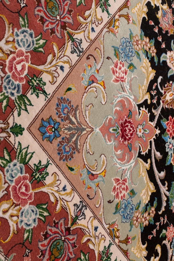 Very Fine Persian Tabriz  Rug at Essie Carpets, Mayfair London