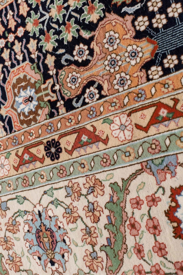 Very Fine Persian Tabriz Rug at Essie Carpets, Mayfair London