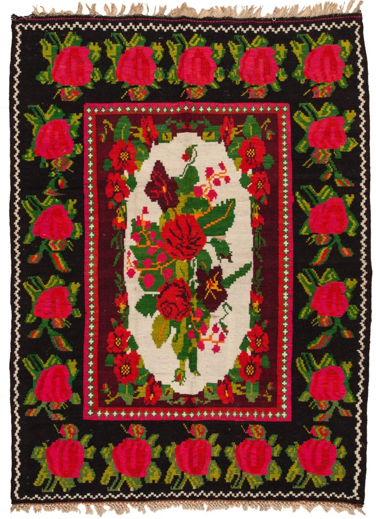 Russian Karabakh Gol Farangi Kilim at Essie Carpets, Mayfair London