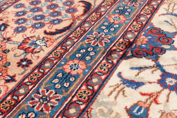 Persian Saruk Wool Carpet