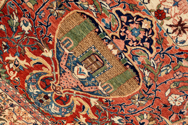 Fine Persian Bakhtiari Carpet