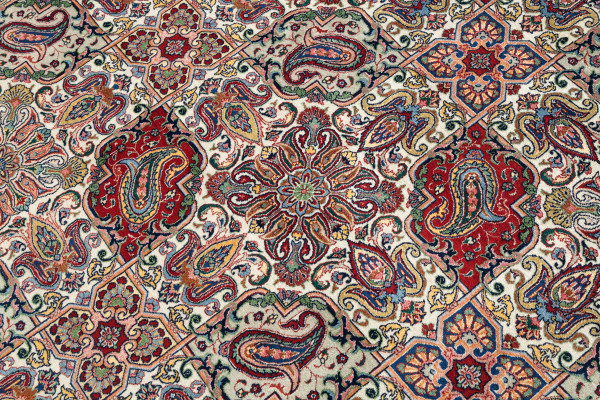 Large Persian Tabriz Carpet - Fine Wool - Oversize