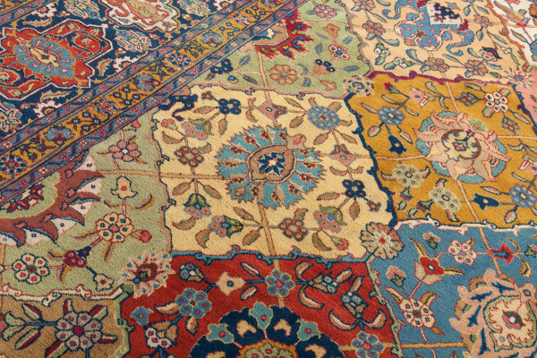 Persian Tabriz Large Carpet - Oversize - Allover Garden Design - Handwoven Wool - Approx 4.5x3.5m (15x11ft) Rich colour complexion