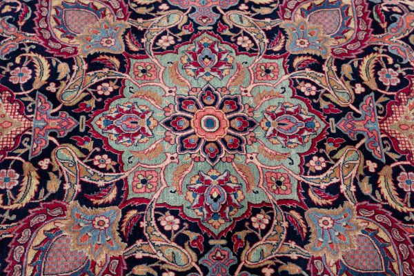 Fine Old Persian Kashan Carpet