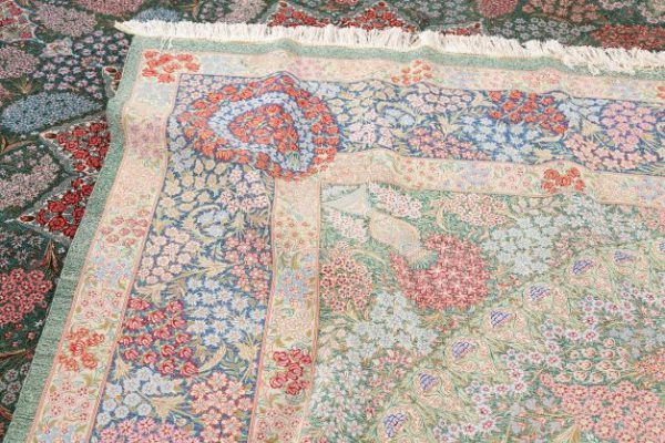 Fine Qum Silk Carpet