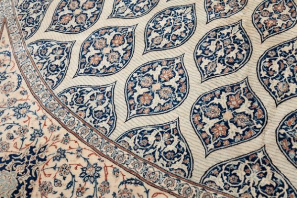 Magnificent Esfahan Carpet