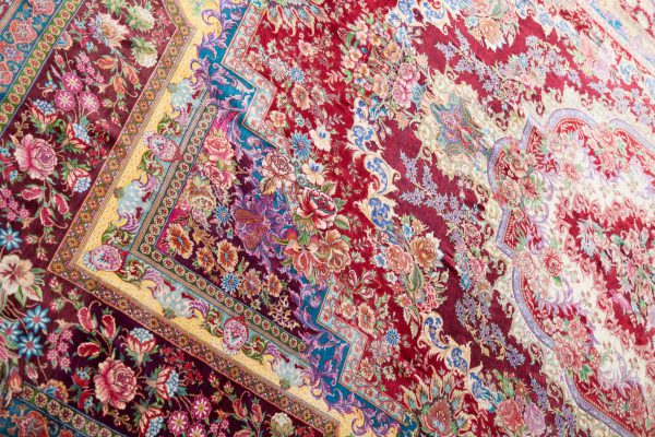Silk Qum carpet 2715